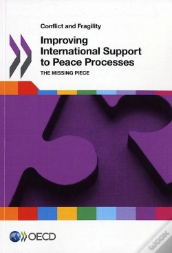 Capa do artigo Improving International Support To Peace Processes (Anglais)