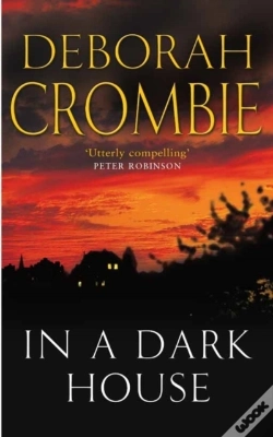 Capa do artigo In A Dark House