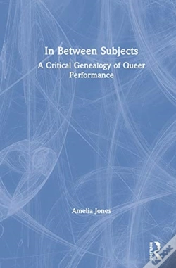 Capa do artigo In Between Subjects