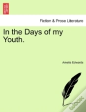 Capa do artigo In The Days Of My Youth.