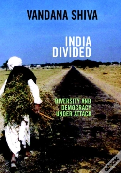 Capa do artigo India Divided