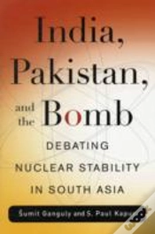 Capa do artigo India, Pakistan, And The Bomb