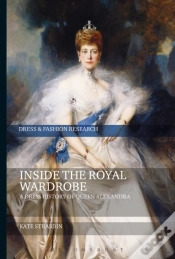 Capa do artigo Inside The Royal Wardrobe