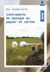 Instruments De Musique En Papier Et Carton