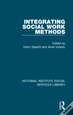 Capa do artigo Integrating Social Work Methods