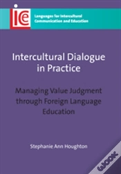Capa do artigo Intercultural Dialogue In Practice
