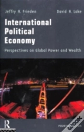 Capa do artigo International Political Economy