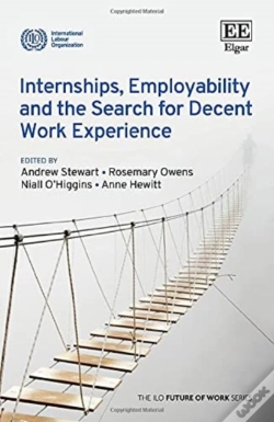Capa do artigo Internships, Employability And The Search For Decent Work Experience