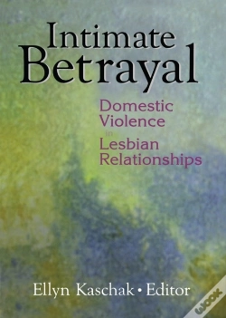 Capa do artigo Intimate Betrayal
