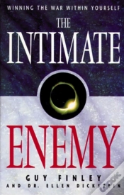 Capa do artigo Intimate Enemy