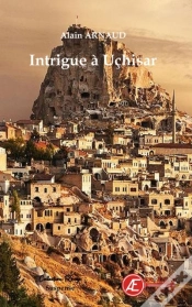 Capa do artigo Intrigue A Uchisar