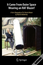 Capa do artigo It Came From Outer Space Wearing An Raf Blazer!
