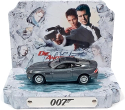Capa do artigo Johnny Lightning 007 2002 Aston Martin V12 Vaquish Die Another Day 1:64