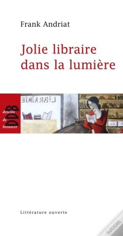 Capa do artigo Jolie Libraire Dans La Lumière