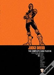 Capa do artigo Judge Dredd: The Complete Case Files 06