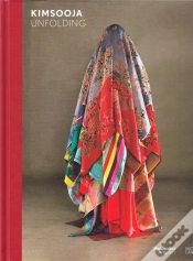 Capa do artigo Kimsooja Unfolding /Anglais