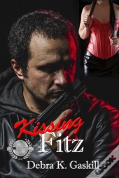 Kissing Fitz