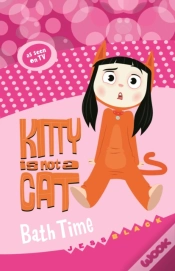 Capa do artigo Kitty Is Not A Cat: Bath Time