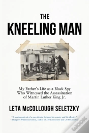 Capa do artigo Kneeling Man