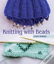 Capa do artigo Knitting With Beads