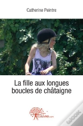 La Fille Aux Longues Boucles De Châtaigne