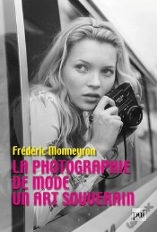 Capa do artigo La Photographie De Mode ; Un Art Souverain