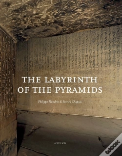 Capa do artigo Le Labyrinthe Des Pyramides (Anglais)