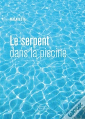 Le Serpent Dans La Piscine