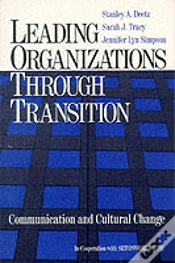 Capa do artigo Leading Organizations Through Transition