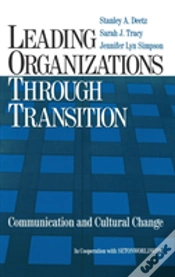 Capa do artigo Leading Organizations Through Transition