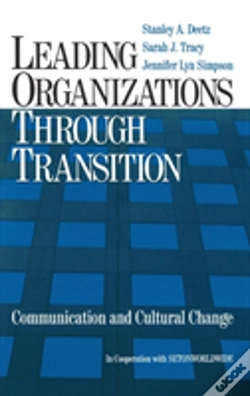 Capa do artigo Leading Organizations Through Transition