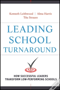 Capa do artigo Leading School Turnaround
