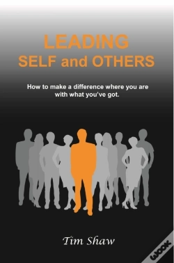 Capa do artigo Leading Self And Others