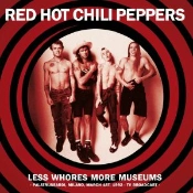 Capa do artigo Less Whores, More Museums - Vinil