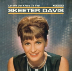 Capa do artigo Let Me Get Close to You - CD