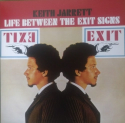 Capa do artigo Life Between The Exit Signs - Vinil
