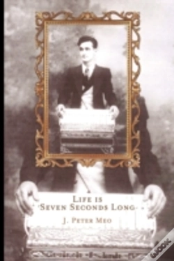 Capa do artigo Life Is Seven Seconds Long