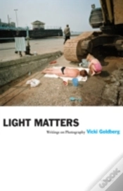 Capa do artigo Light Matters