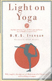 Capa do artigo Light On Yoga