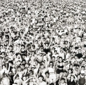 Capa do artigo Listen Without Prejudice - CD