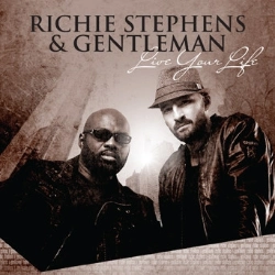 Capa do artigo Live Your Life - CD