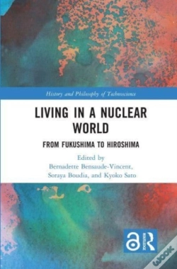 Capa do artigo Living In A Nuclear World