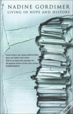 Capa do artigo Living In Hope And History