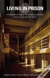 Capa do artigo Living In Prison
