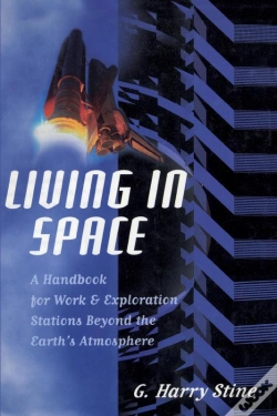 Capa do artigo Living In Space