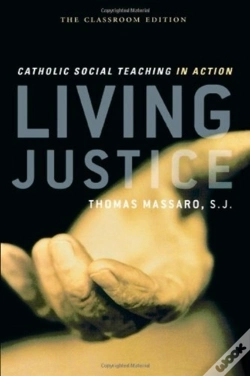 Capa do artigo Living Justice