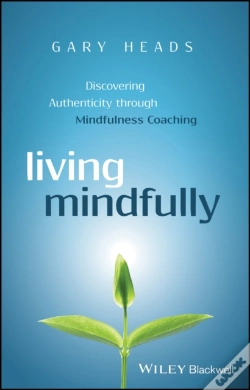 Capa do artigo Living Mindfully