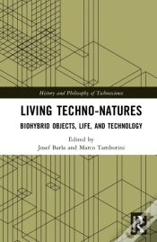 Capa do artigo Living Techno-Natures
