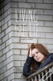 Capa do artigo Living The Lie