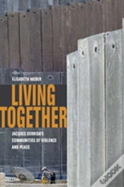 Capa do artigo Living Together